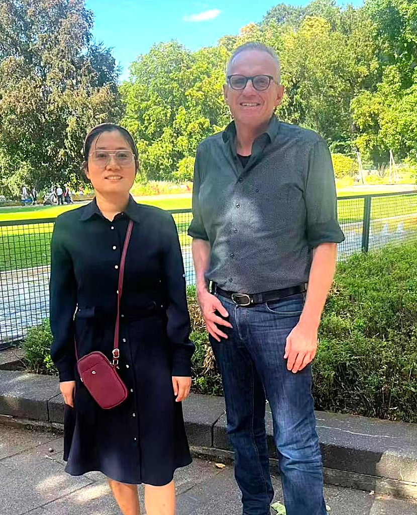 Jochen Und Shuang Chen Maiman Laser