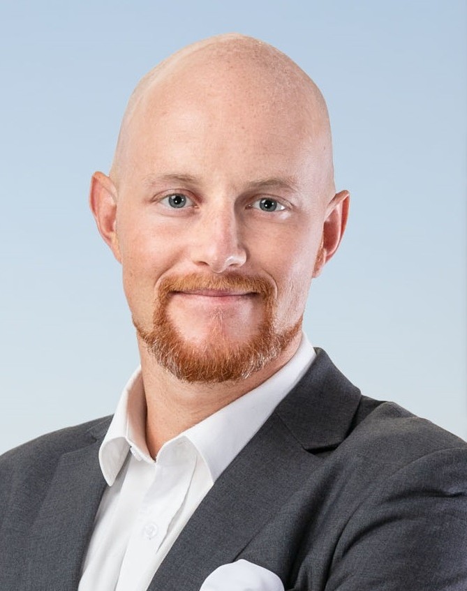 Burkardt Und Partner Ondrej Zapletal Beschn