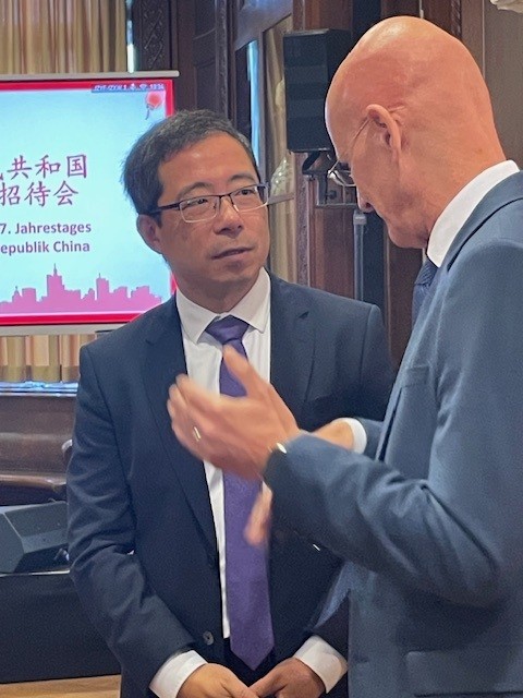 Huang