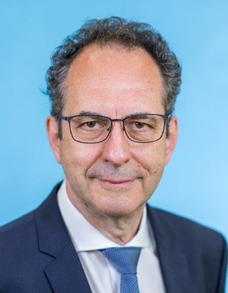 Dr. Norbert Riedel Bearb