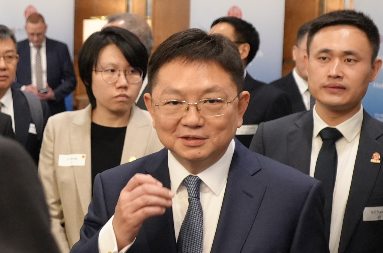 Ling Ji Stellv. Minister Des Handelsministeriums Der Vr China