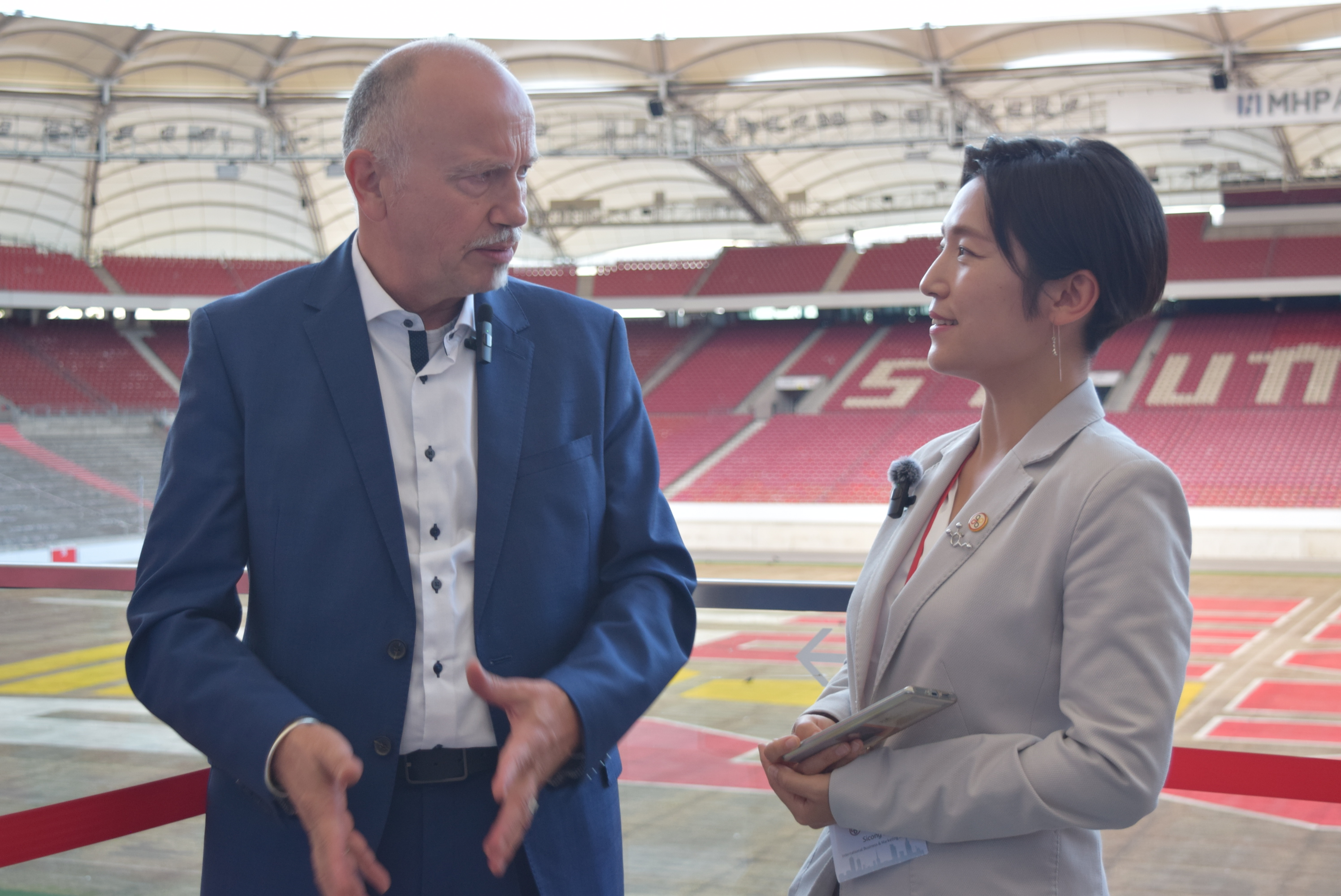 17 Bernhard Und Sicong